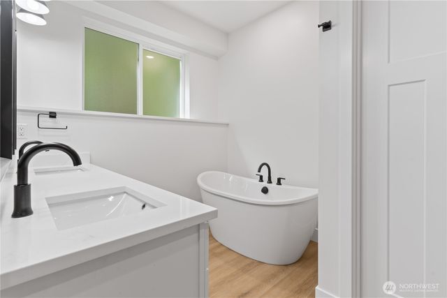 13 Deer Run Lane, Bellingham, WA 98229