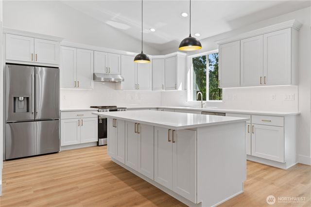 13 Deer Run Lane, Bellingham, WA 98229