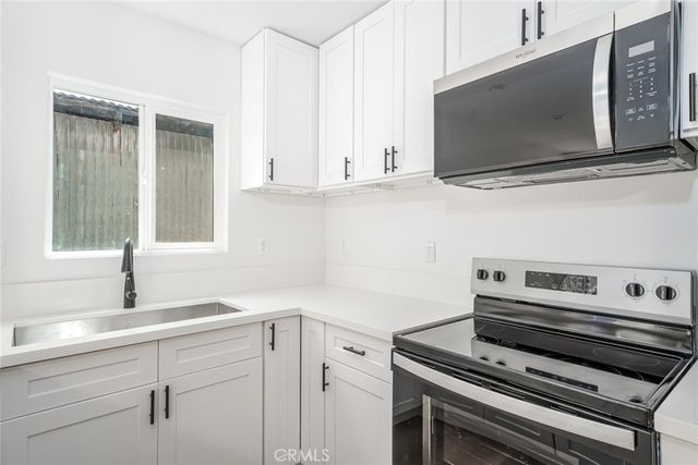 15943 Vermont, Paramount, CA 90723