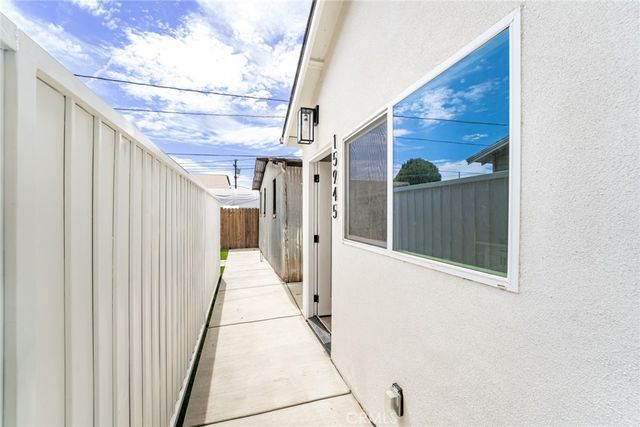 15943 Vermont, Paramount, CA 90723