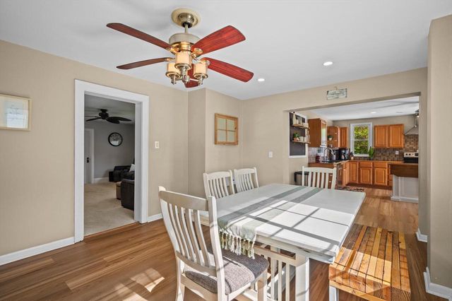 808 E Fitzsimmons ROAD, Oak Creek, WI 53154