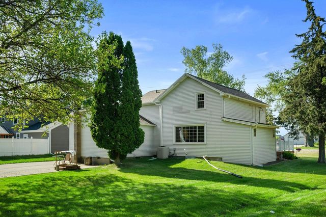 808 E Fitzsimmons ROAD, Oak Creek, WI 53154