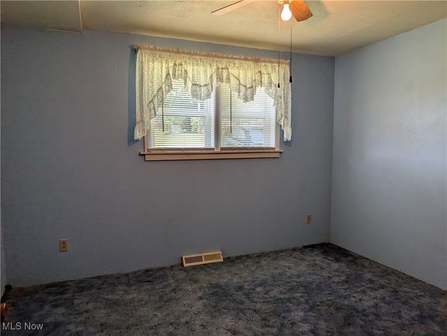 45804 Yeager Drive, East Liverpool, OH 43920