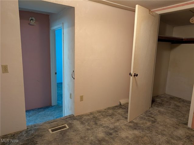 45804 Yeager Drive, East Liverpool, OH 43920