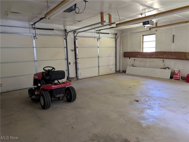 45804 Yeager Drive, East Liverpool, OH 43920