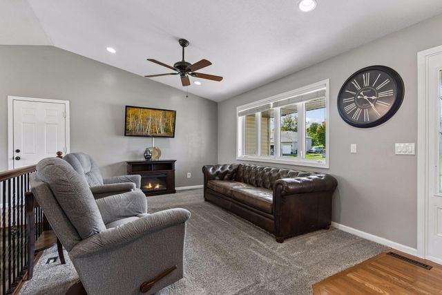 17308 Glencoe Avenue, Lakeville, MN 55044