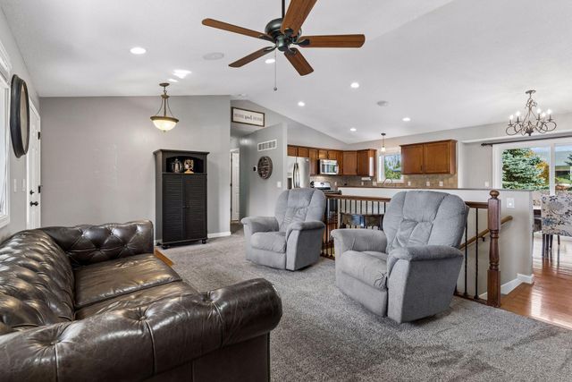 17308 Glencoe Avenue, Lakeville, MN 55044