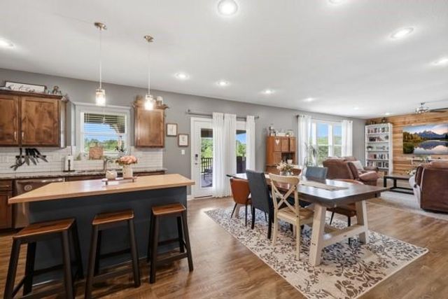1705 SW Red Fox Circle, Oak Grove, MO 64075
