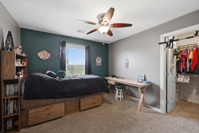 1705 SW Red Fox Circle, Oak Grove, MO 64075