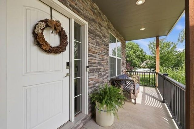 1705 SW Red Fox Circle, Oak Grove, MO 64075