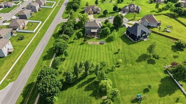 1705 SW Red Fox Circle, Oak Grove, MO 64075