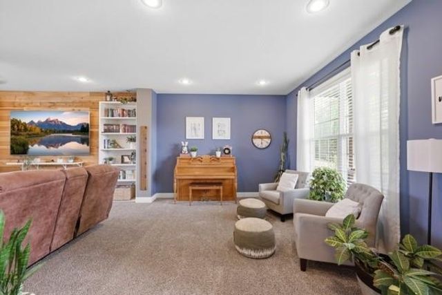1705 SW Red Fox Circle, Oak Grove, MO 64075