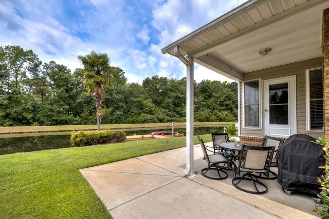 85 Ridge Lake Drive, Manning, SC 29102