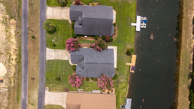 85 Ridge Lake Drive, Manning, SC 29102
