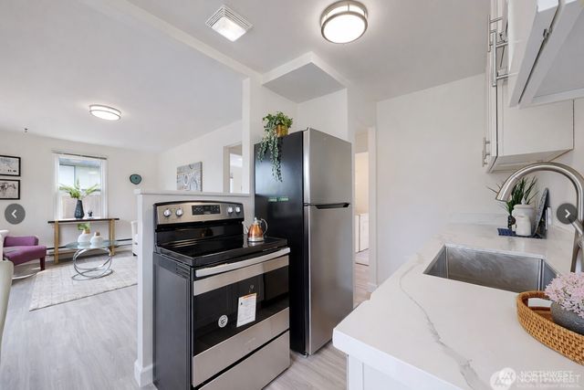 2517 - 2519 E Pike Street, Seattle, WA 98122