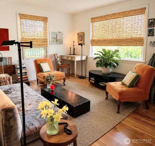 2517 - 2519 E Pike Street, Seattle, WA 98122