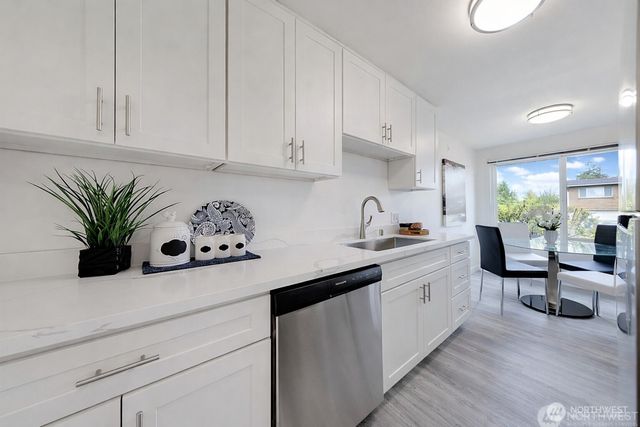 2517 - 2519 E Pike Street, Seattle, WA 98122