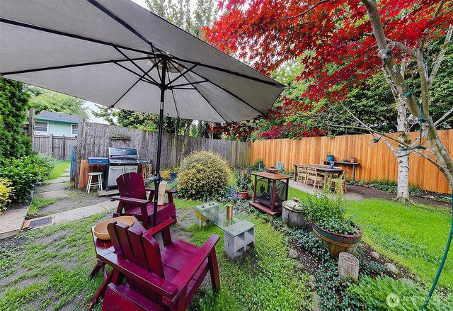 2517 - 2519 E Pike Street, Seattle, WA 98122