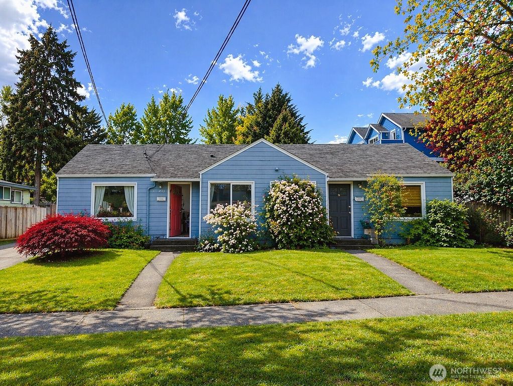 2517 - 2519 E Pike Street, Seattle, WA 98122