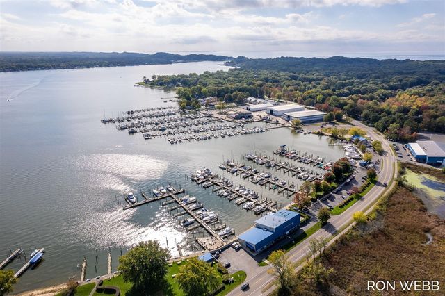 1745 Ottawa Beach Road 1, Holland, MI 49424
