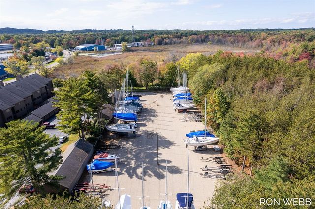 1745 Ottawa Beach Road 1, Holland, MI 49424