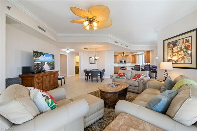 4192 Bay Beach LN 881, Fort Myers Beach, FL 33931