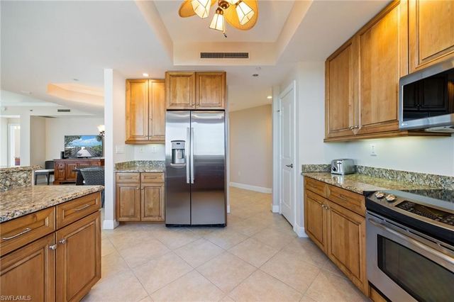 4192 Bay Beach LN 881, Fort Myers Beach, FL 33931