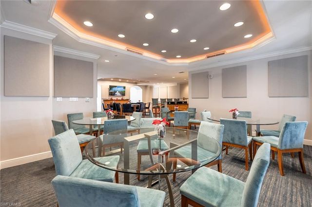 4192 Bay Beach LN 881, Fort Myers Beach, FL 33931