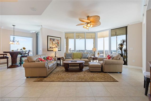 4192 Bay Beach LN 881, Fort Myers Beach, FL 33931