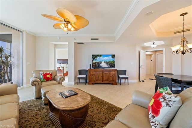 4192 Bay Beach LN 881, Fort Myers Beach, FL 33931