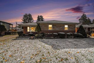 29507 Mark Lane, Livonia, MI 48152