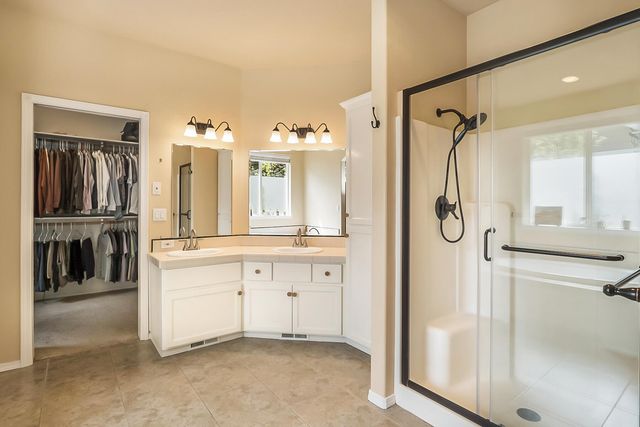 800 SE Shadowood Drive, Bend, OR 97702