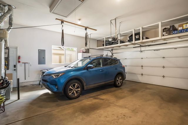 800 SE Shadowood Drive, Bend, OR 97702