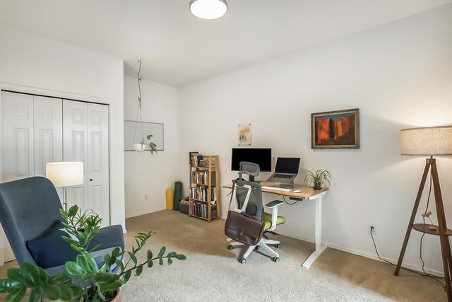 800 SE Shadowood Drive, Bend, OR 97702