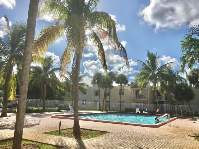 409 Executive Center Drive 211, West Palm Beach, FL 33401