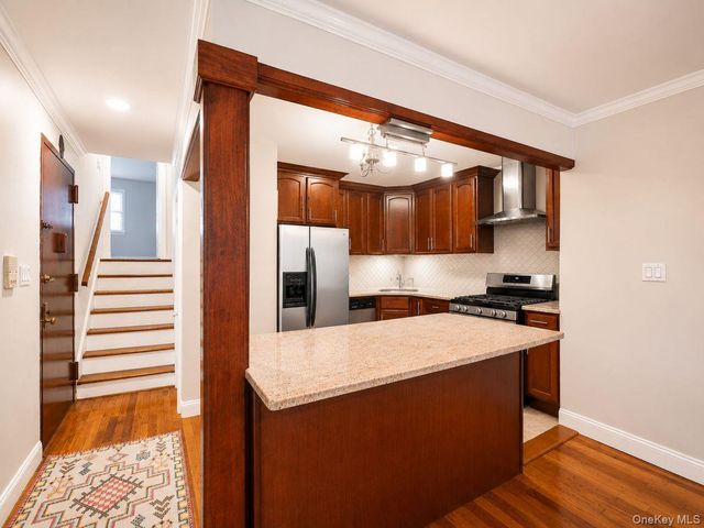 8719 57th Road 77, Elmhurst, NY 11373