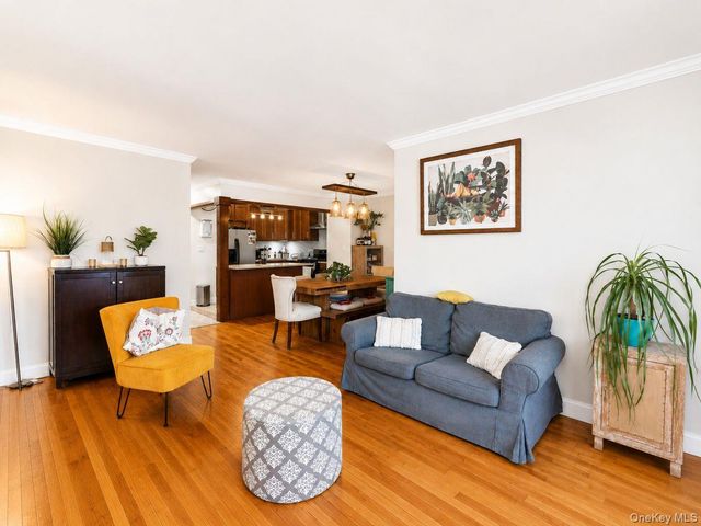8719 57th Road 77, Elmhurst, NY 11373
