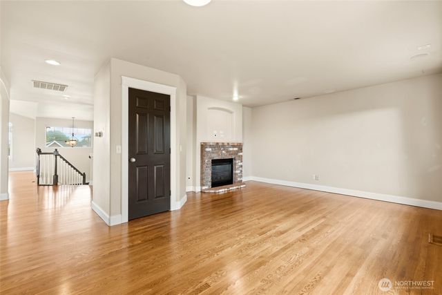 1005 N 29th Street, Renton, WA 98056