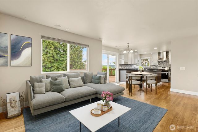 1005 N 29th Street, Renton, WA 98056
