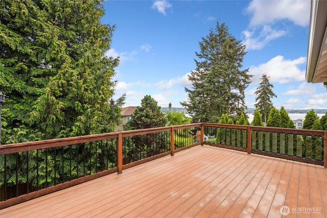 1005 N 29th Street, Renton, WA 98056