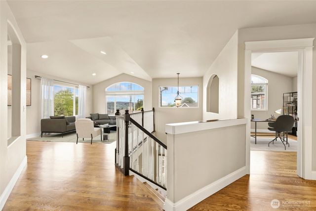 1005 N 29th Street, Renton, WA 98056