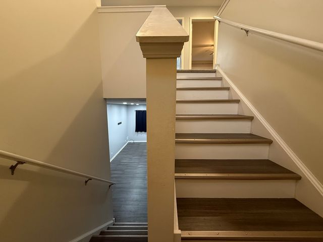 433 Acushnet Street 433, Elgin, IL 60124