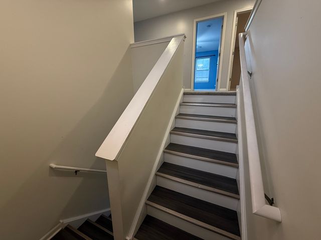 433 Acushnet Street 433, Elgin, IL 60124