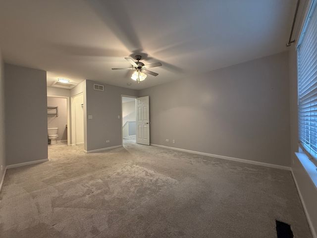 433 Acushnet Street 433, Elgin, IL 60124