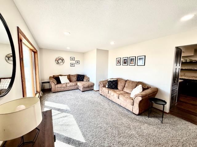 475 E CSAH 10, Vesta, MN 56292