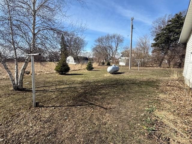 475 E CSAH 10, Vesta, MN 56292