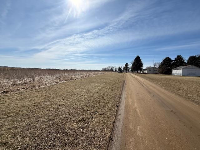 475 E CSAH 10, Vesta, MN 56292