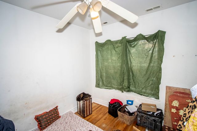 4728 N KENNETH Avenue 3E, Chicago, IL 60630