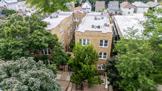 4728 N KENNETH Avenue 3E, Chicago, IL 60630