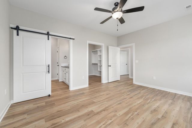 707 N Rainbow Lake St, Wichita, KS 67235